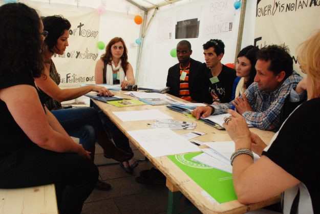 12thM 2013 PT delegation R Lee EAPN