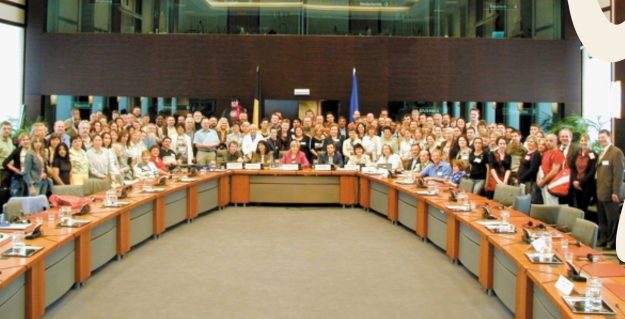 EAPN Pep2004 2125