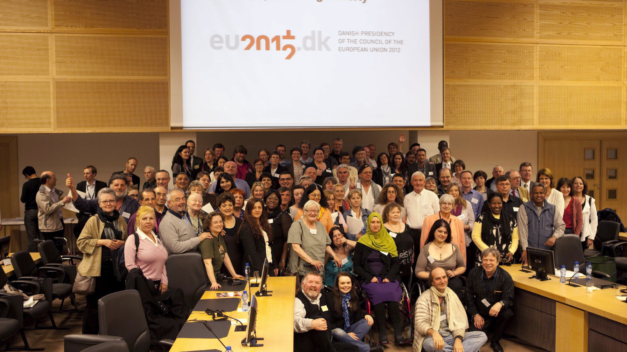 EAPN 11th Group Picture 2012 13×18 4075