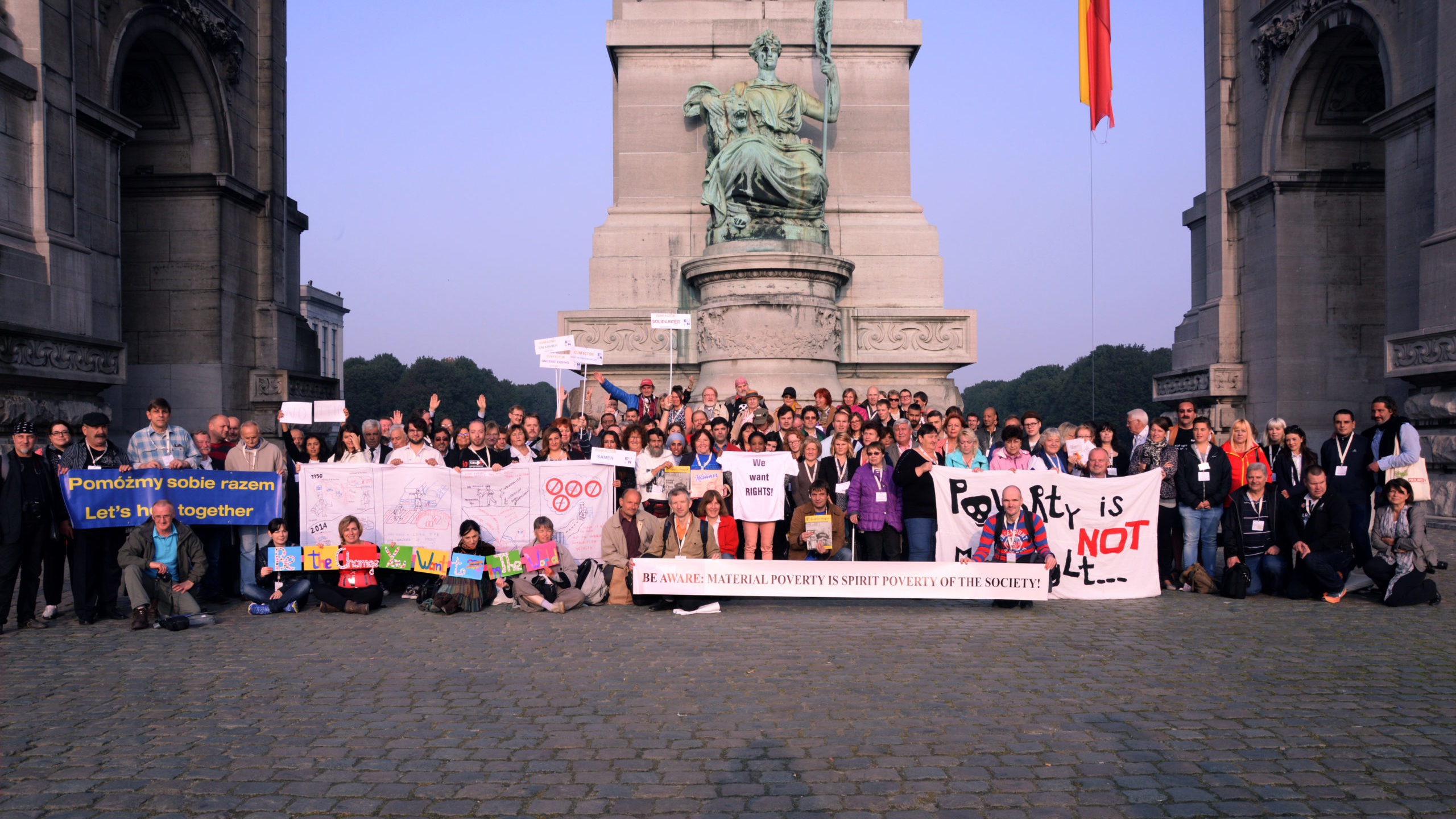 EAPN 13th Meeting Family Picture 4060