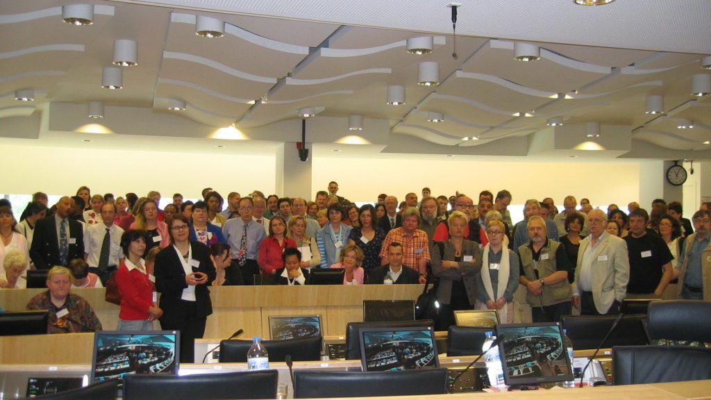 EAPN 5EMPEP 043 4049